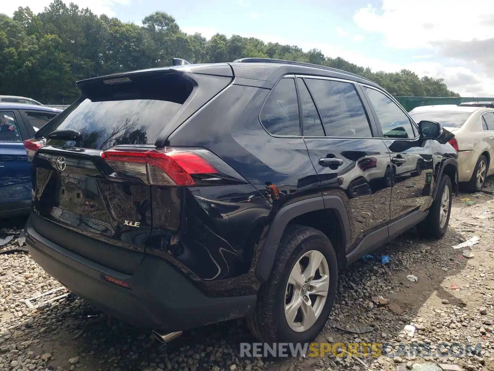 4 Photograph of a damaged car 2T3W1RFV1LC078254 TOYOTA RAV4 2020