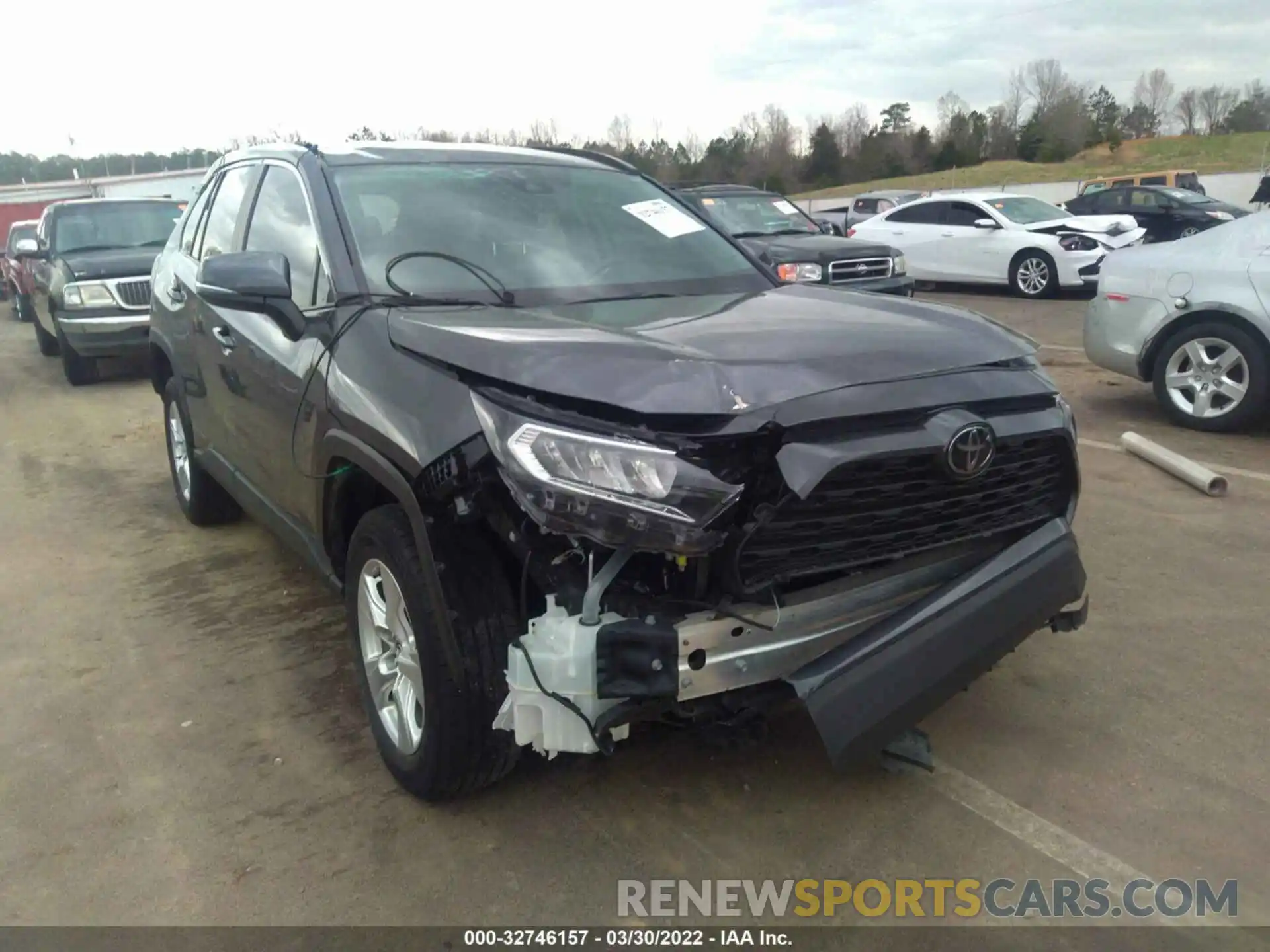 1 Photograph of a damaged car 2T3W1RFV1LC079923 TOYOTA RAV4 2020