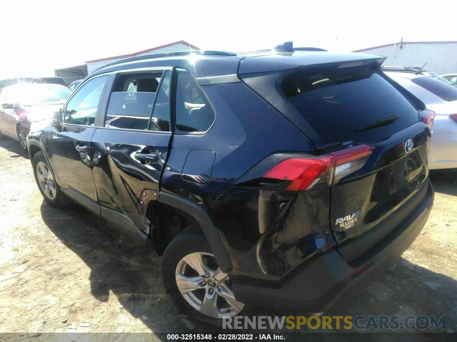 3 Photograph of a damaged car 2T3W1RFV1LC080134 TOYOTA RAV4 2020