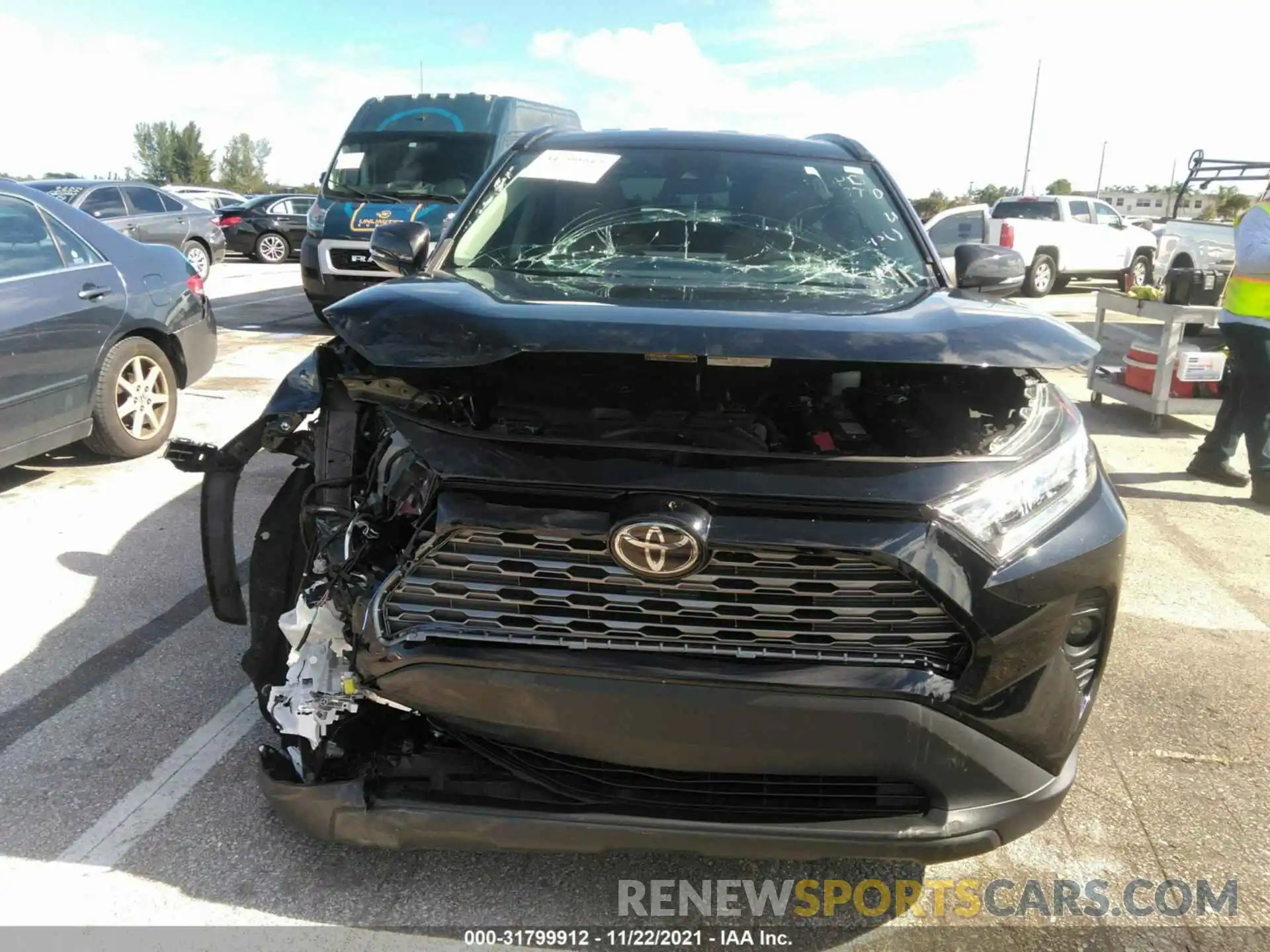 6 Photograph of a damaged car 2T3W1RFV1LW058603 TOYOTA RAV4 2020