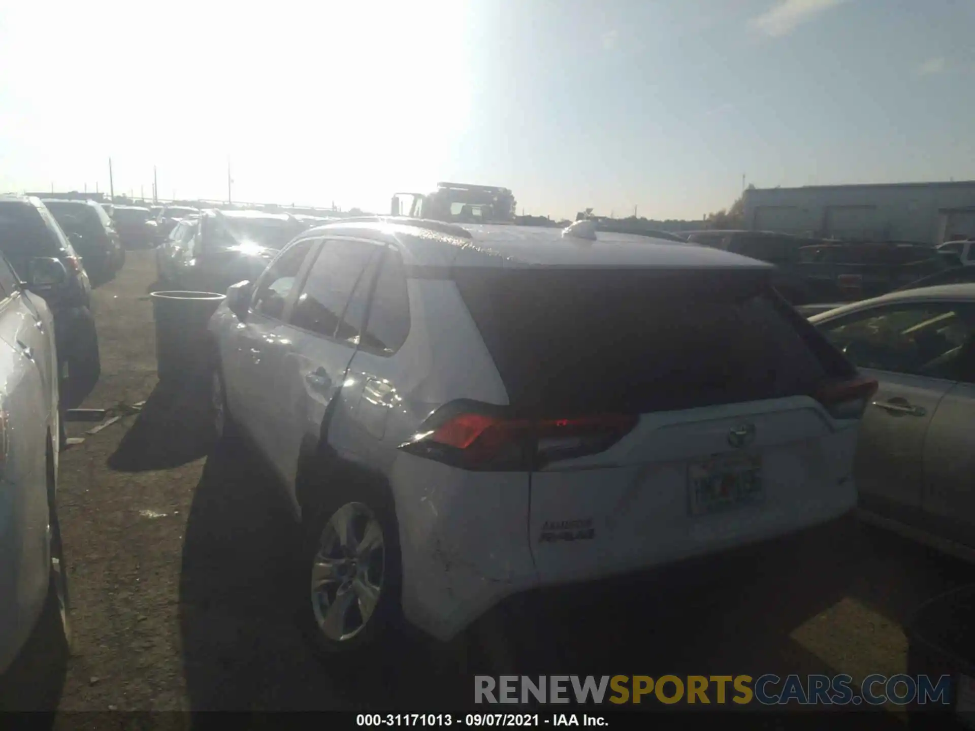 3 Photograph of a damaged car 2T3W1RFV1LW060755 TOYOTA RAV4 2020