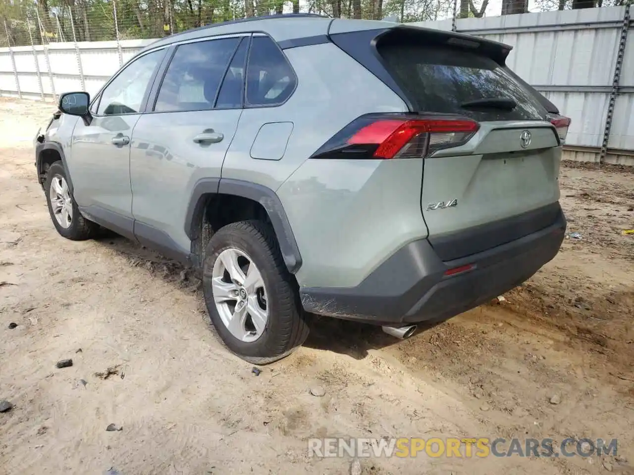 3 Photograph of a damaged car 2T3W1RFV1LW060822 TOYOTA RAV4 2020