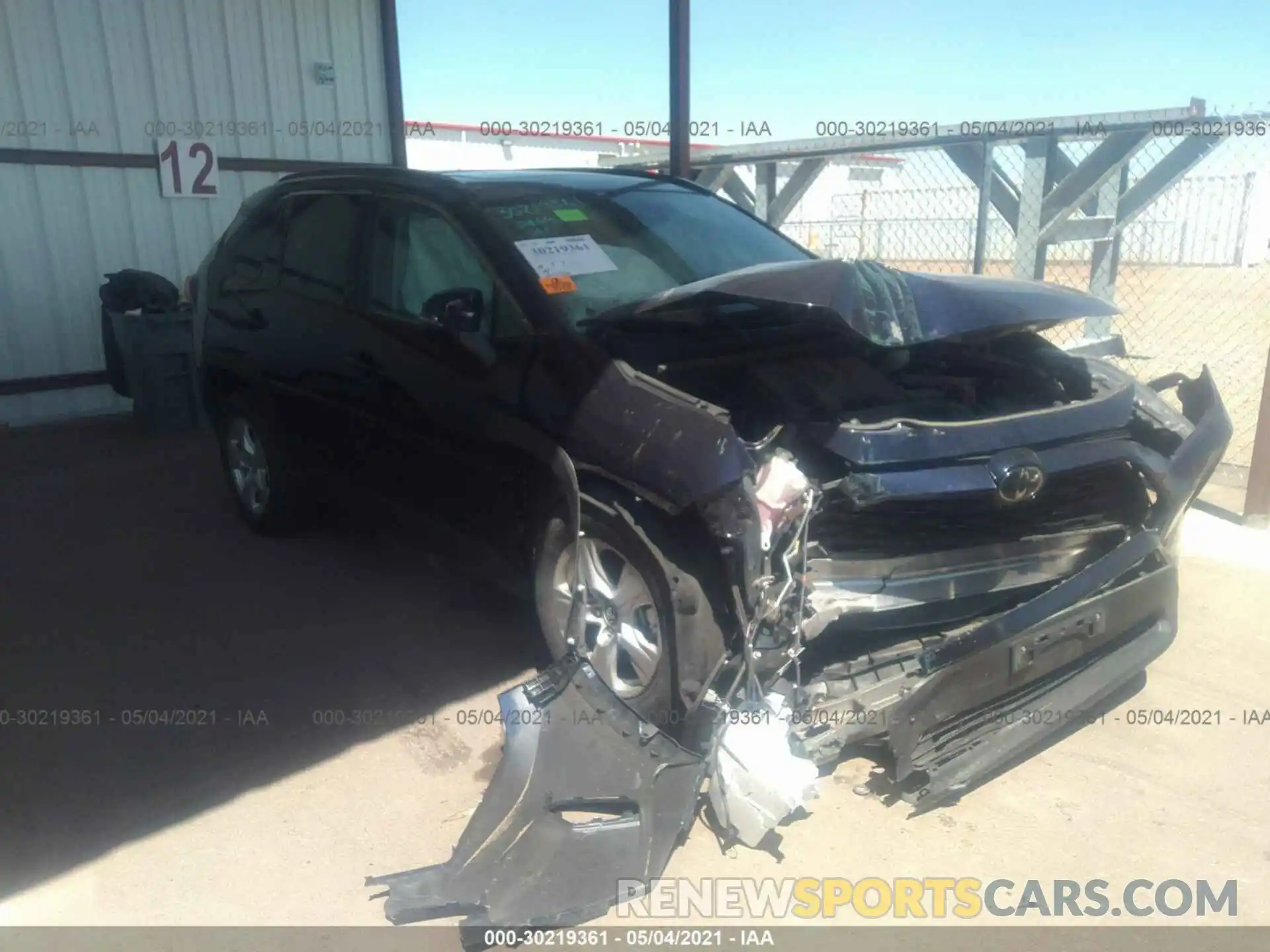 1 Photograph of a damaged car 2T3W1RFV1LW075319 TOYOTA RAV4 2020