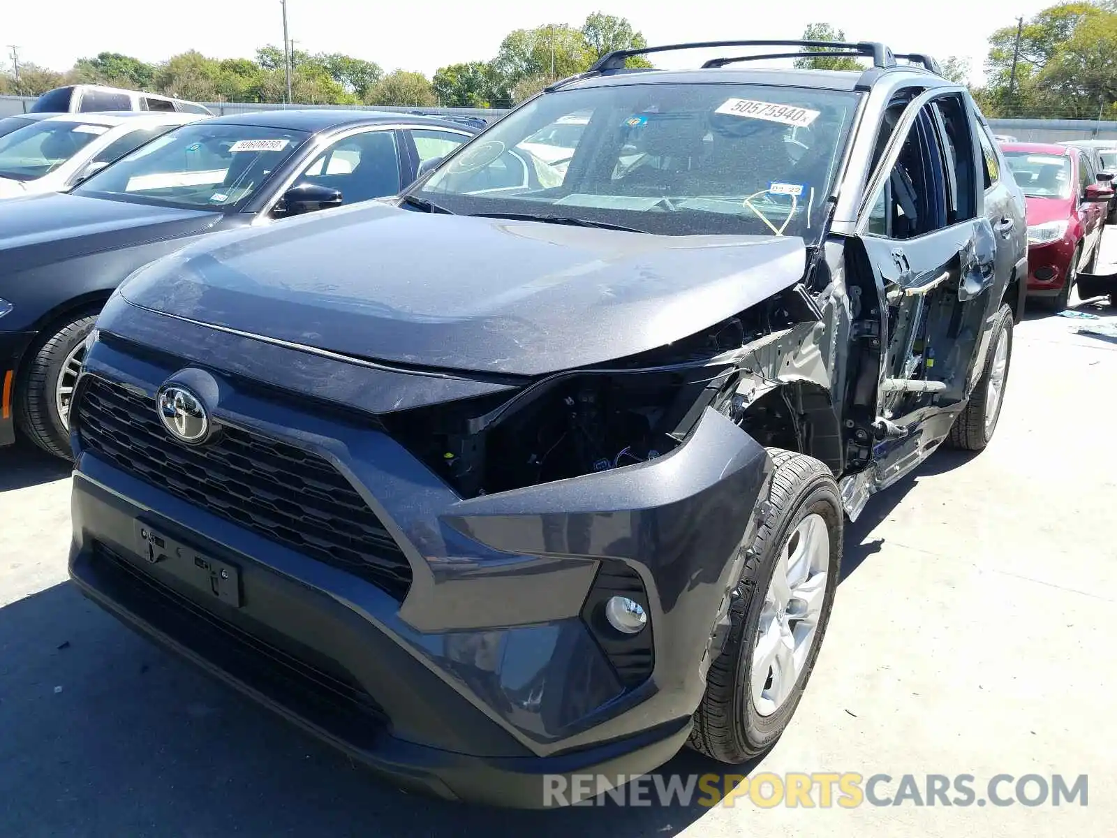 2 Photograph of a damaged car 2T3W1RFV1LW076616 TOYOTA RAV4 2020