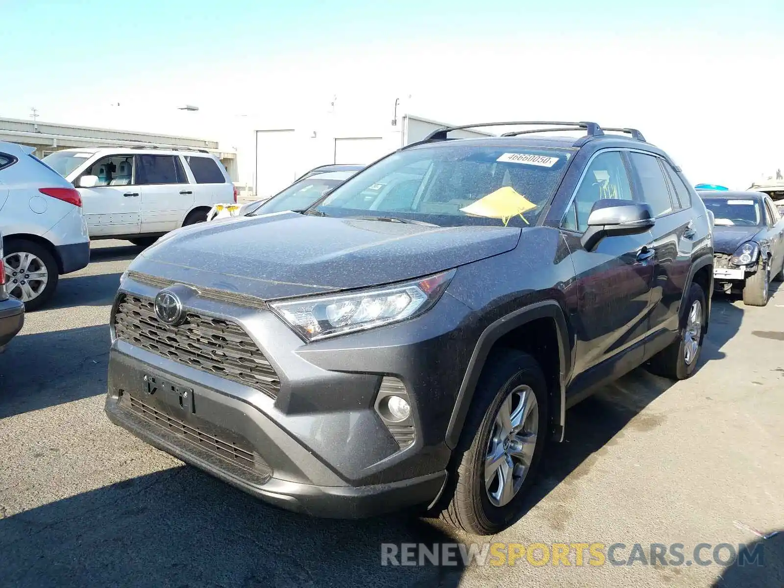 2 Photograph of a damaged car 2T3W1RFV1LW081394 TOYOTA RAV4 2020