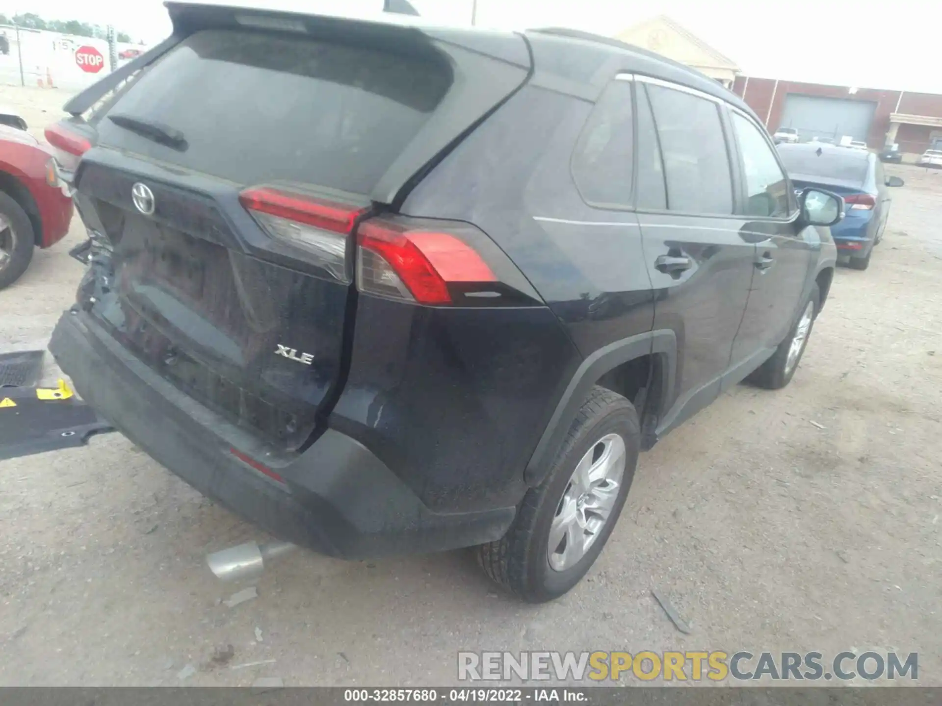 4 Фотография поврежденного автомобиля 2T3W1RFV1LW084599 TOYOTA RAV4 2020