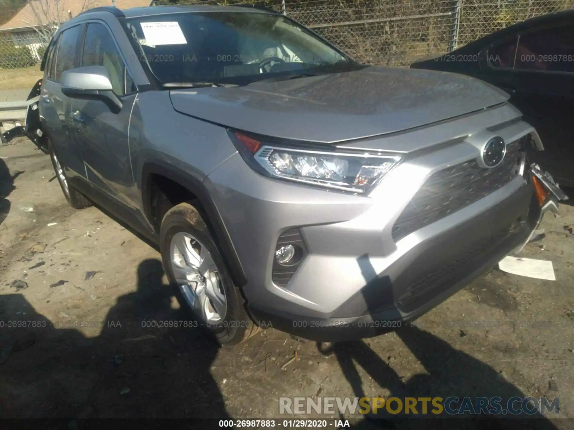 1 Фотография поврежденного автомобиля 2T3W1RFV2LC034070 TOYOTA RAV4 2020