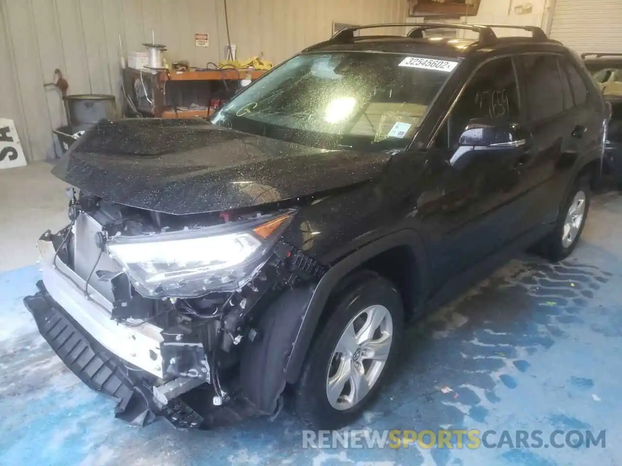 2 Photograph of a damaged car 2T3W1RFV2LC034795 TOYOTA RAV4 2020