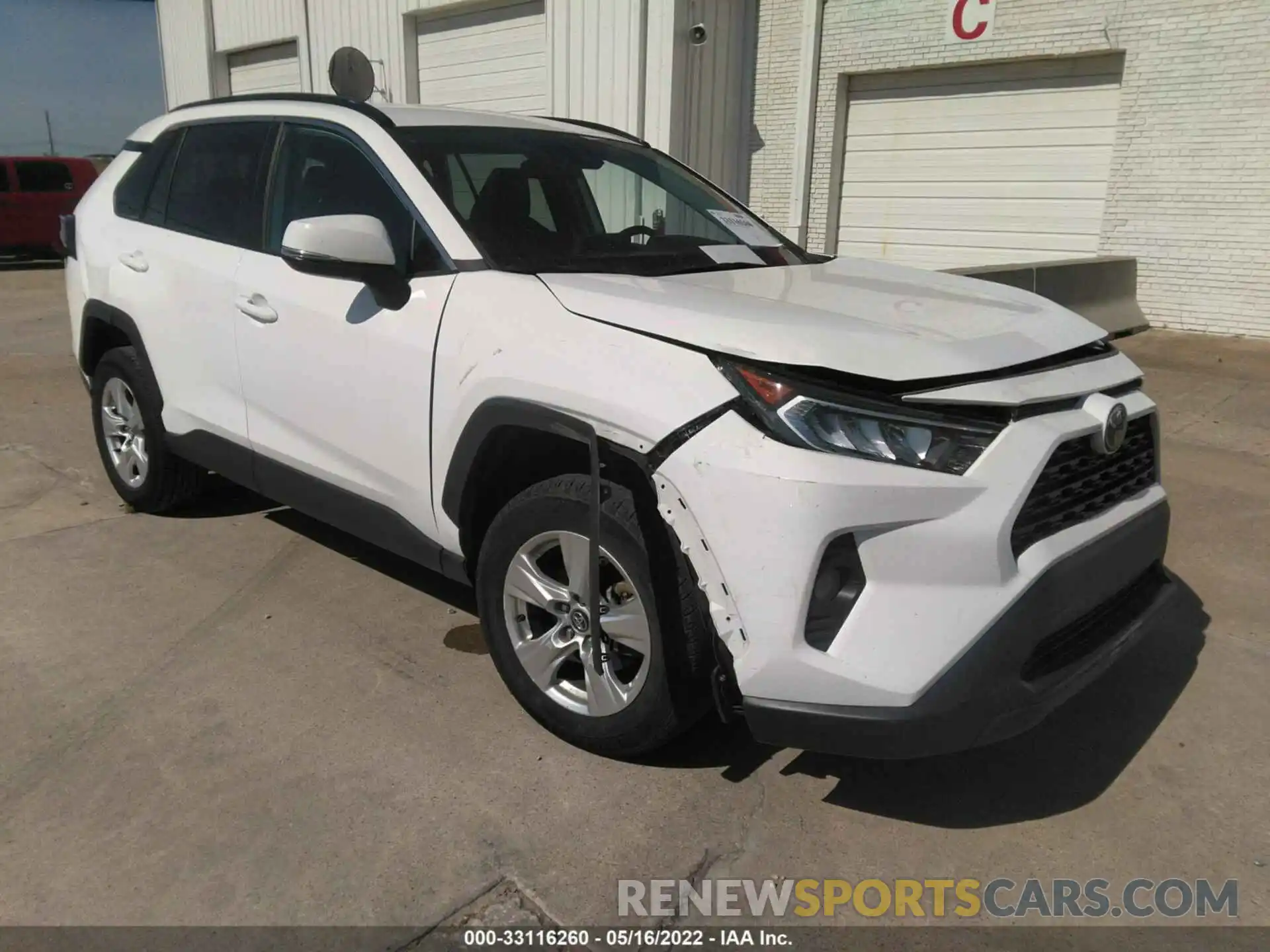 1 Photograph of a damaged car 2T3W1RFV2LC035610 TOYOTA RAV4 2020