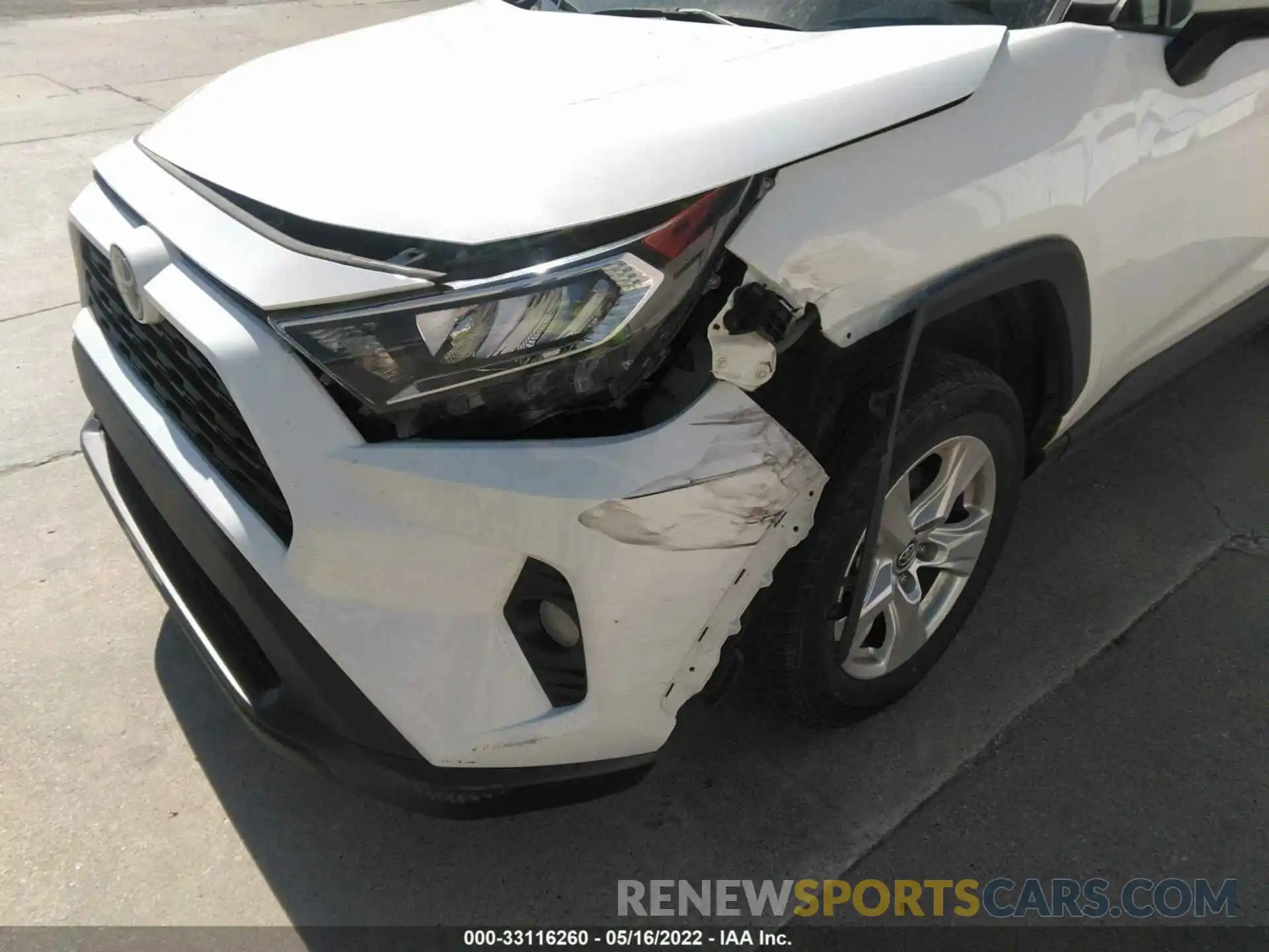 6 Photograph of a damaged car 2T3W1RFV2LC035610 TOYOTA RAV4 2020