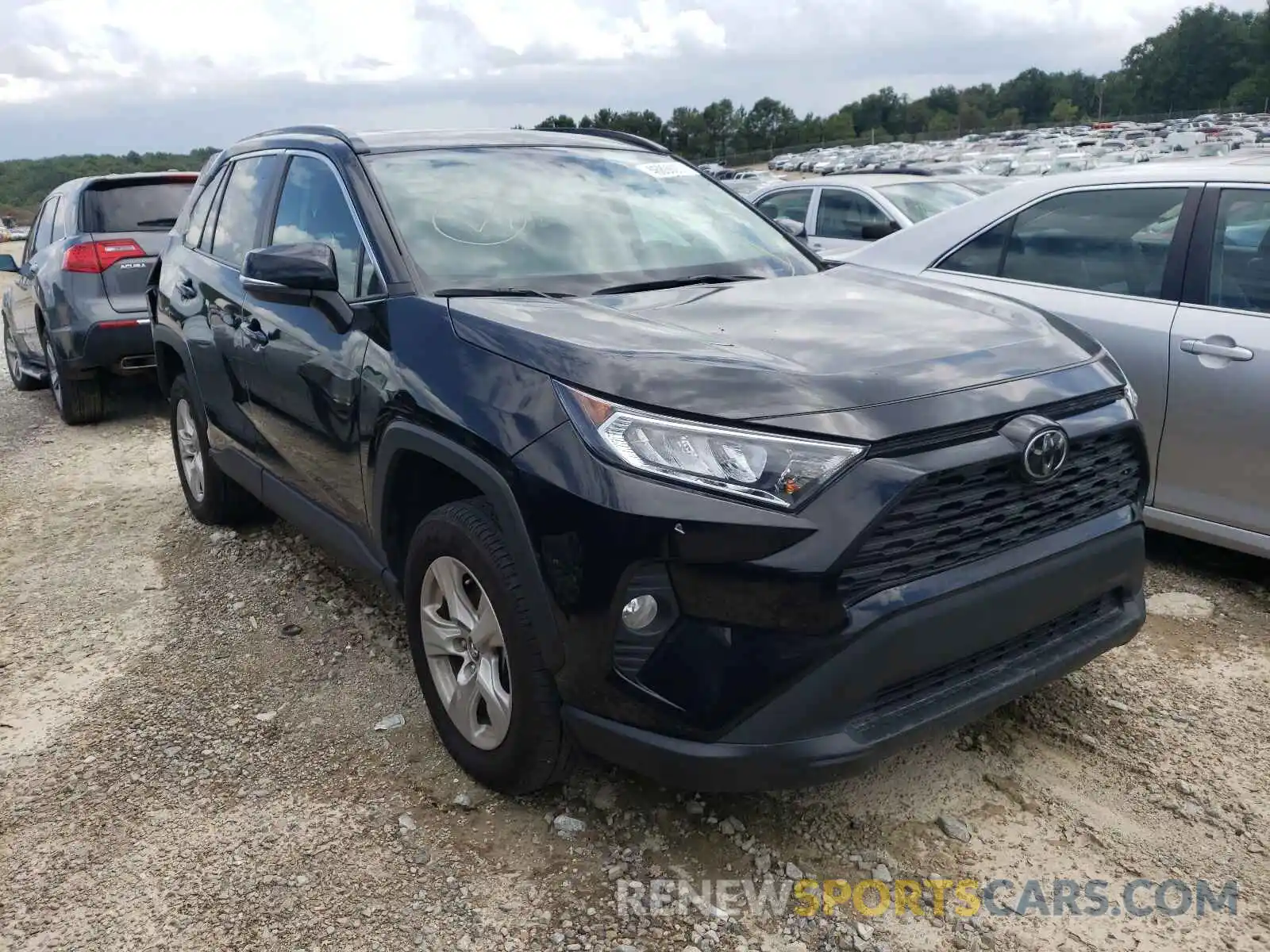 1 Photograph of a damaged car 2T3W1RFV2LC043268 TOYOTA RAV4 2020