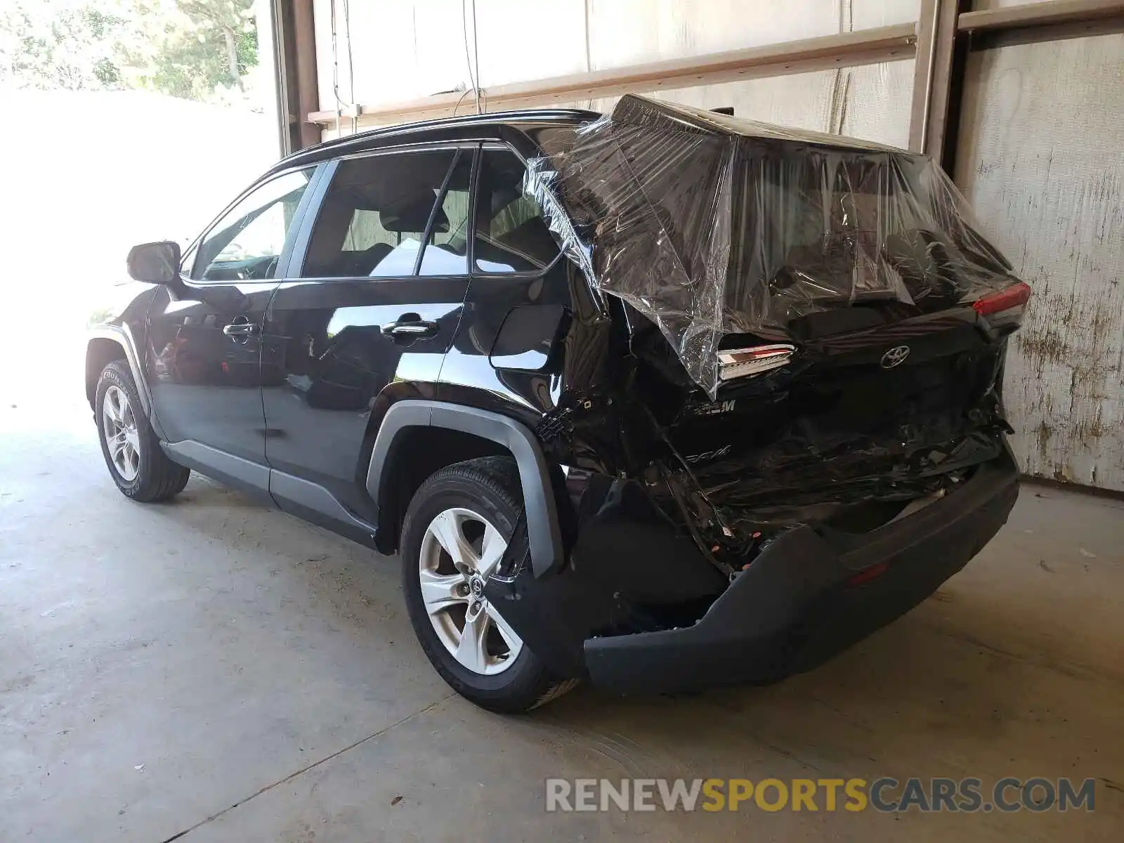 3 Photograph of a damaged car 2T3W1RFV2LC043268 TOYOTA RAV4 2020