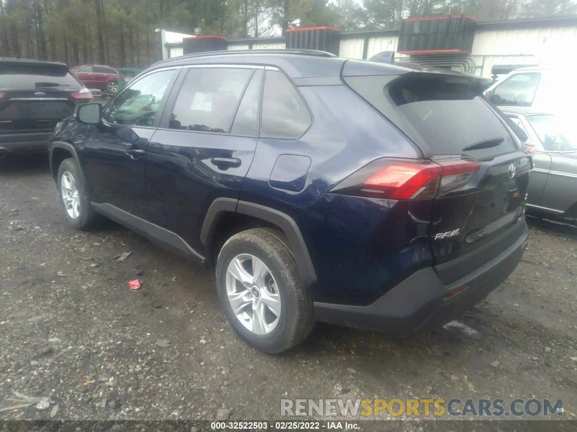 3 Photograph of a damaged car 2T3W1RFV2LC043979 TOYOTA RAV4 2020