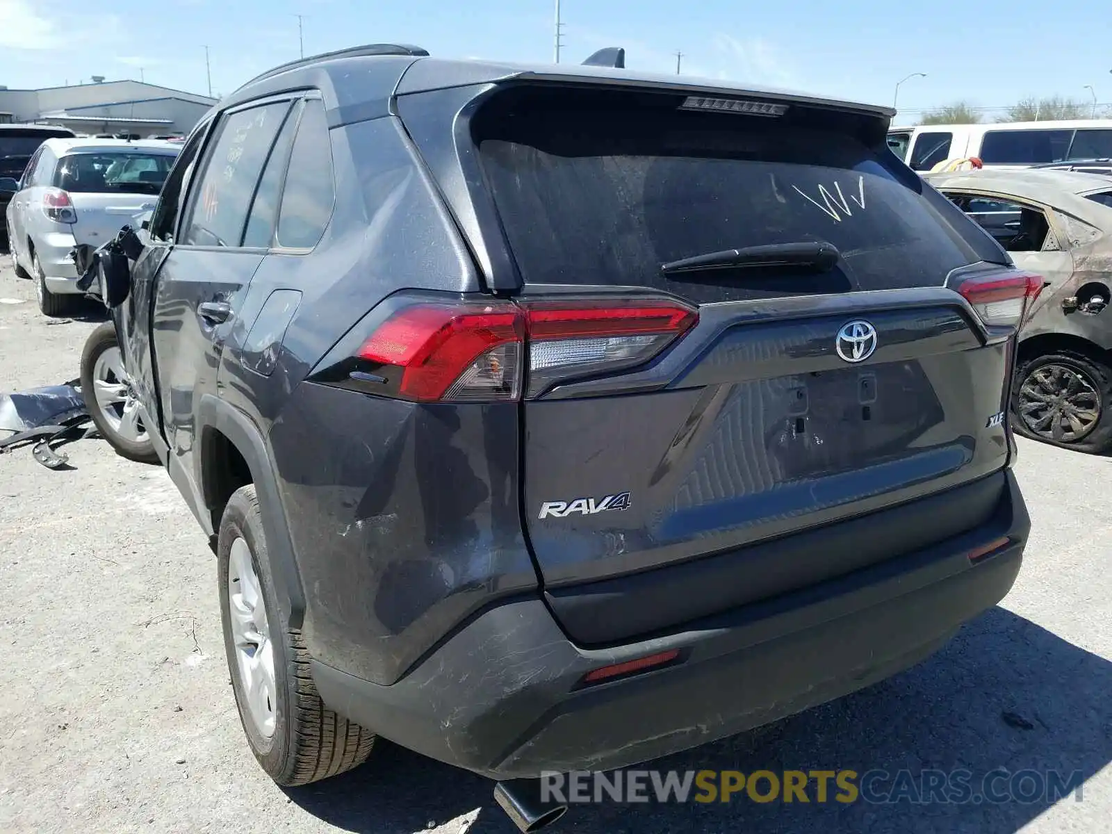 3 Photograph of a damaged car 2T3W1RFV2LC046784 TOYOTA RAV4 2020