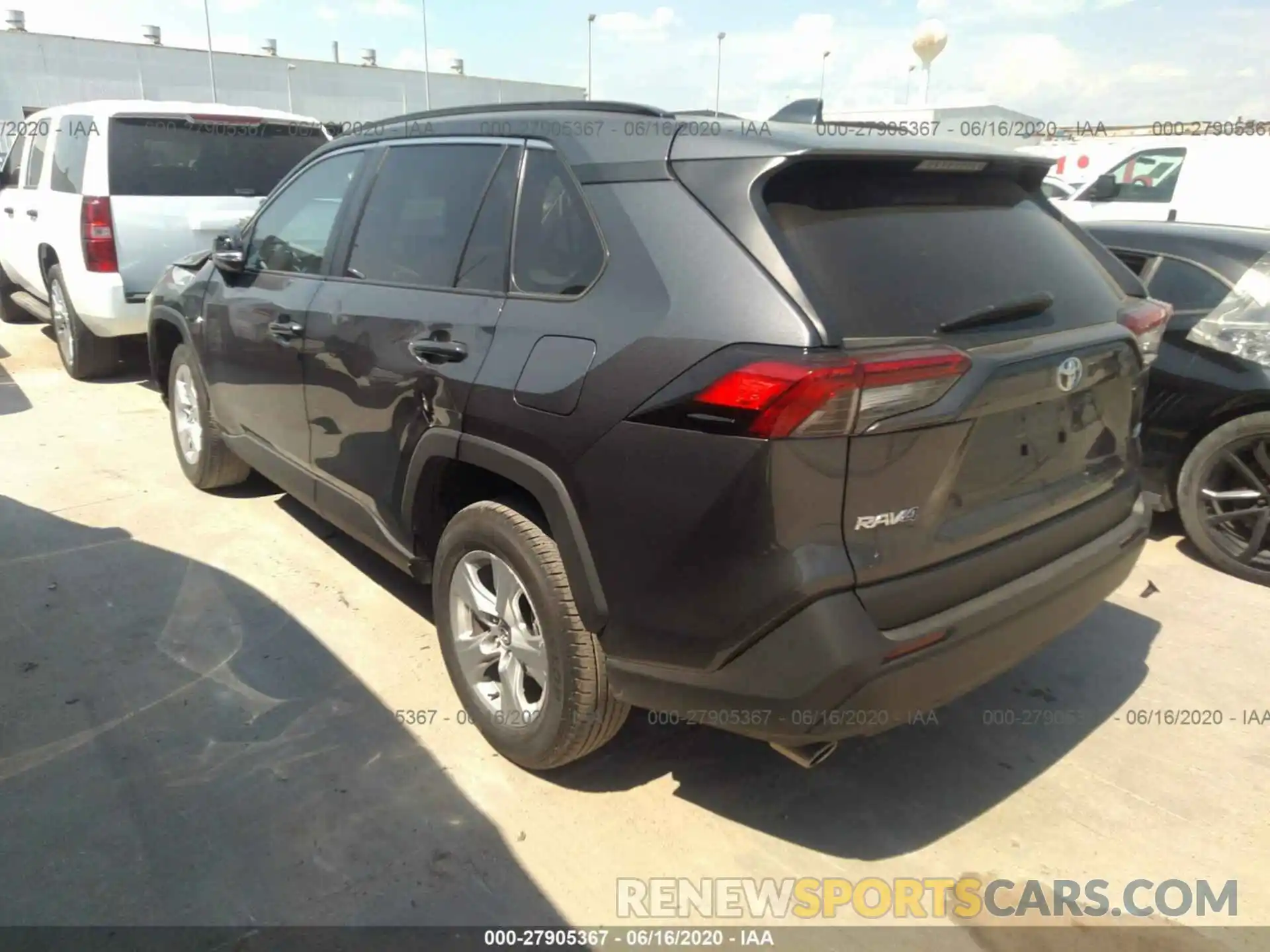 3 Photograph of a damaged car 2T3W1RFV2LC051628 TOYOTA RAV4 2020