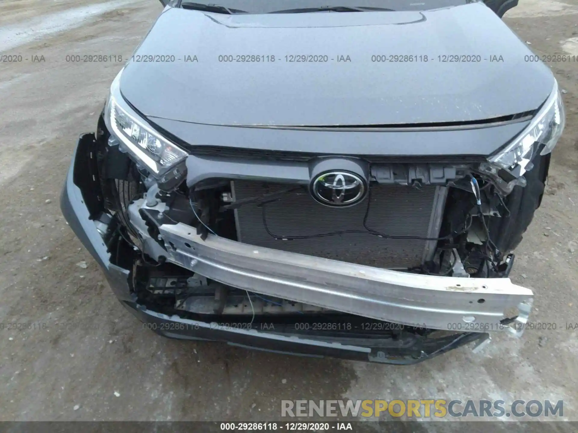 6 Photograph of a damaged car 2T3W1RFV2LC056621 TOYOTA RAV4 2020