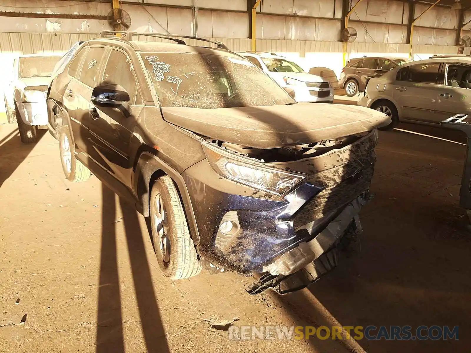 1 Photograph of a damaged car 2T3W1RFV2LC061396 TOYOTA RAV4 2020