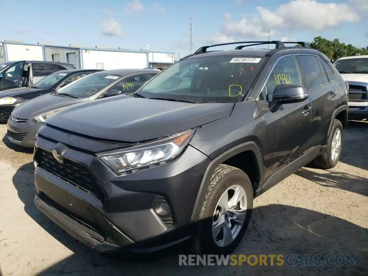 2 Photograph of a damaged car 2T3W1RFV2LC064072 TOYOTA RAV4 2020