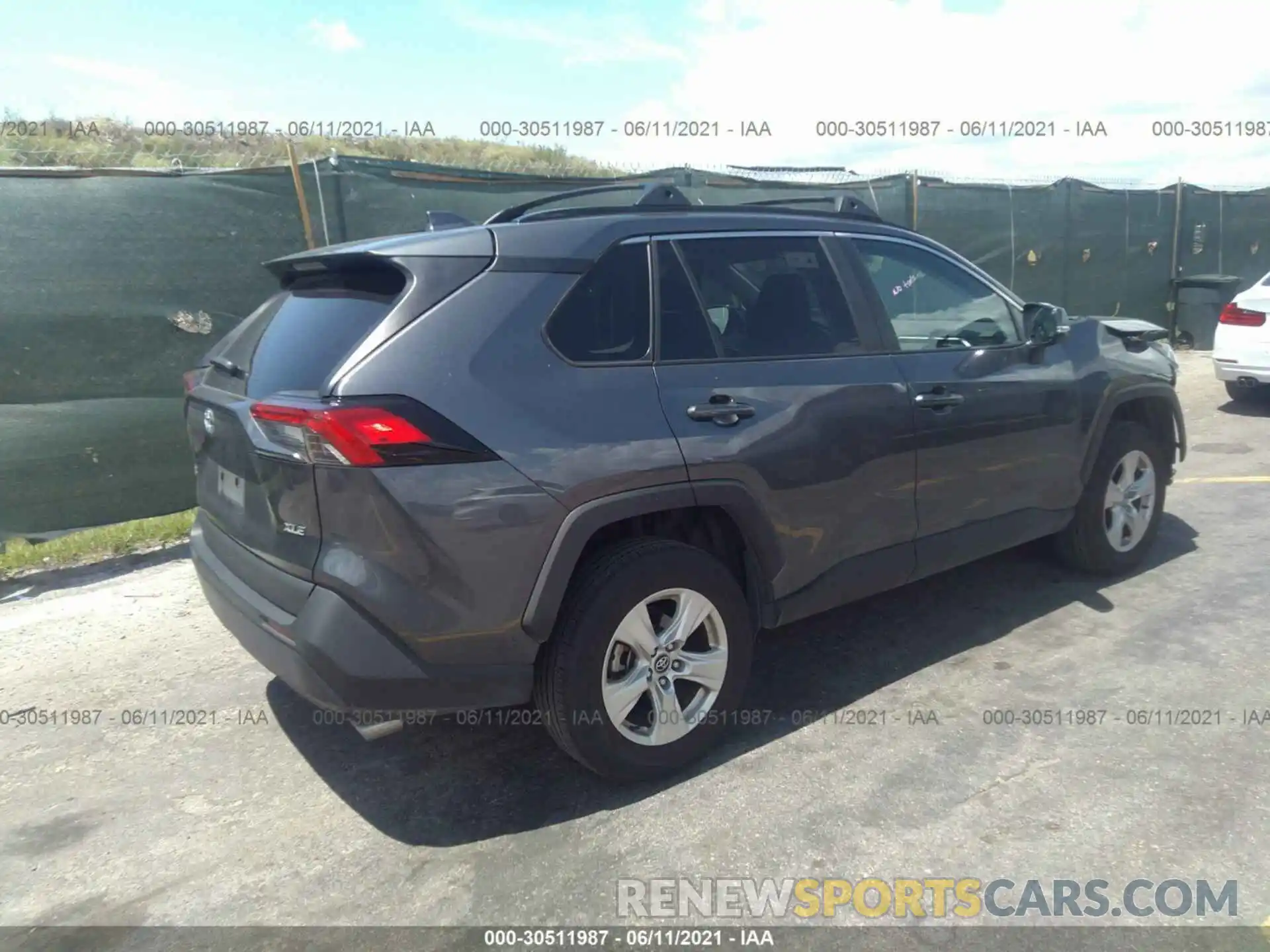 4 Photograph of a damaged car 2T3W1RFV2LC068879 TOYOTA RAV4 2020