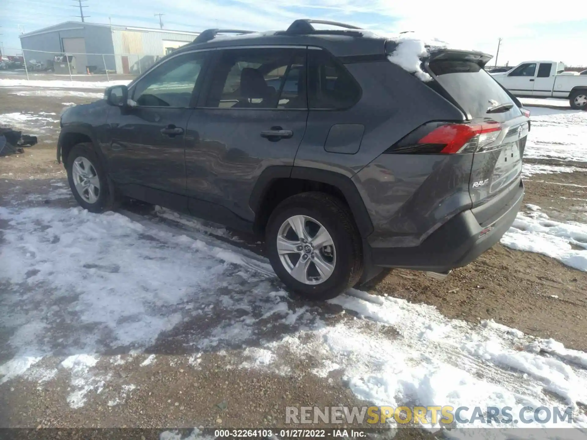 3 Photograph of a damaged car 2T3W1RFV2LC075928 TOYOTA RAV4 2020