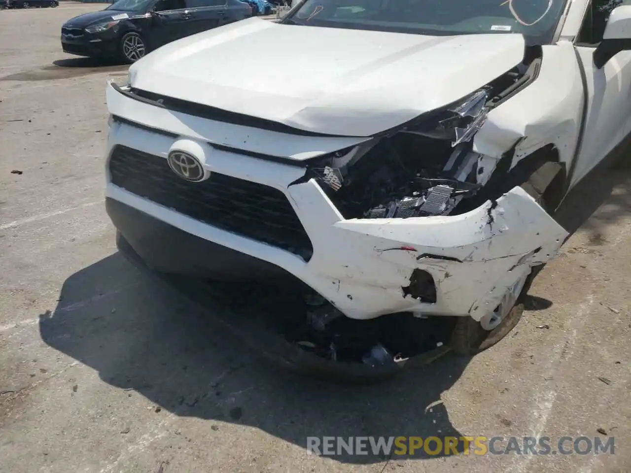 9 Photograph of a damaged car 2T3W1RFV2LC078327 TOYOTA RAV4 2020