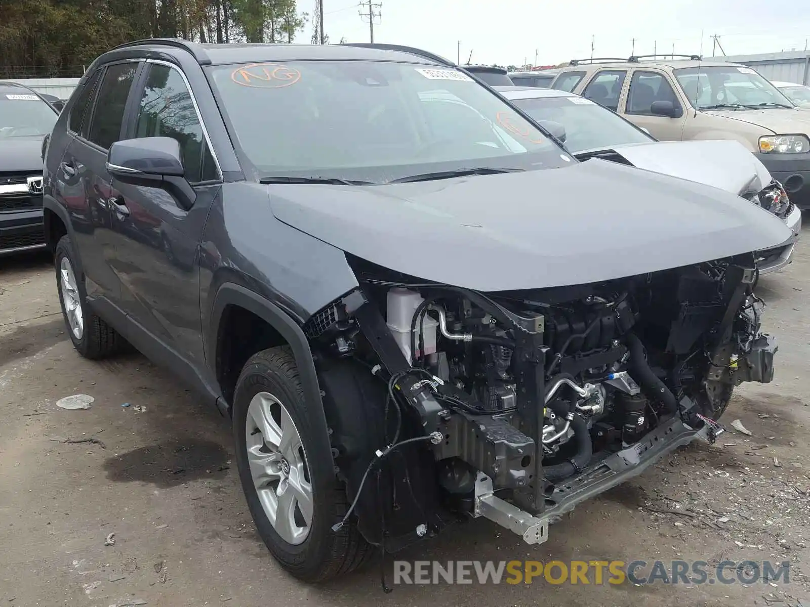 1 Photograph of a damaged car 2T3W1RFV2LC078991 TOYOTA RAV4 2020