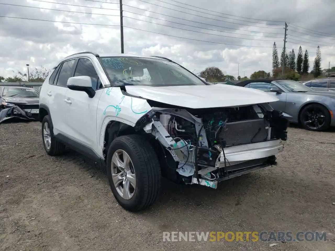 1 Photograph of a damaged car 2T3W1RFV2LW059873 TOYOTA RAV4 2020