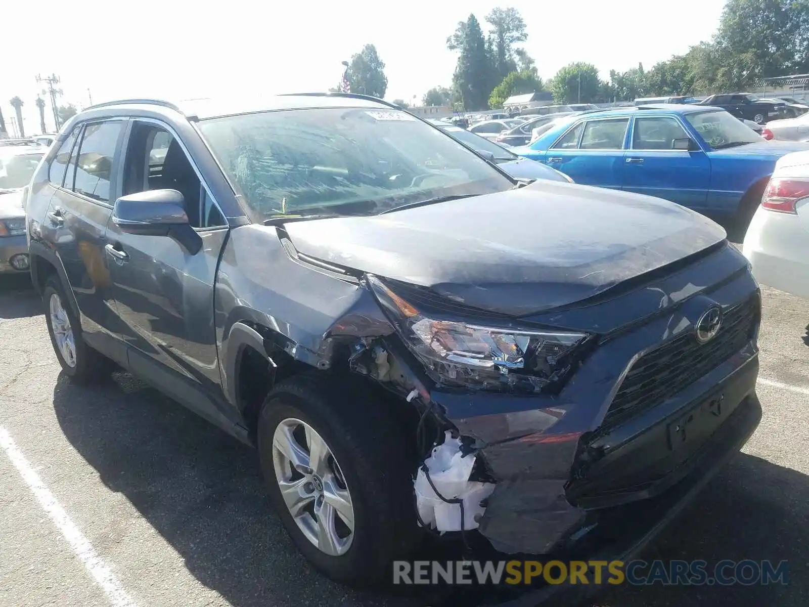 1 Photograph of a damaged car 2T3W1RFV2LW065978 TOYOTA RAV4 2020