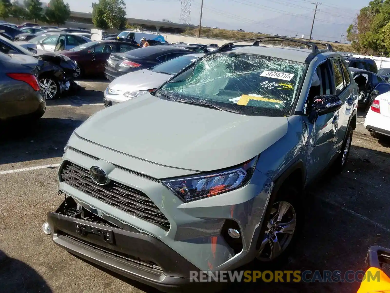 2 Photograph of a damaged car 2T3W1RFV2LW066757 TOYOTA RAV4 2020