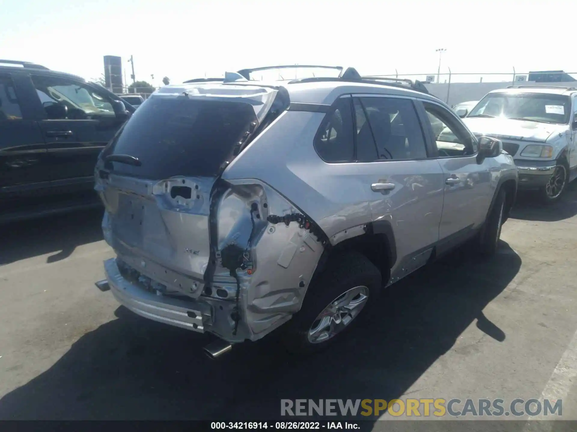 4 Photograph of a damaged car 2T3W1RFV2LW073840 TOYOTA RAV4 2020