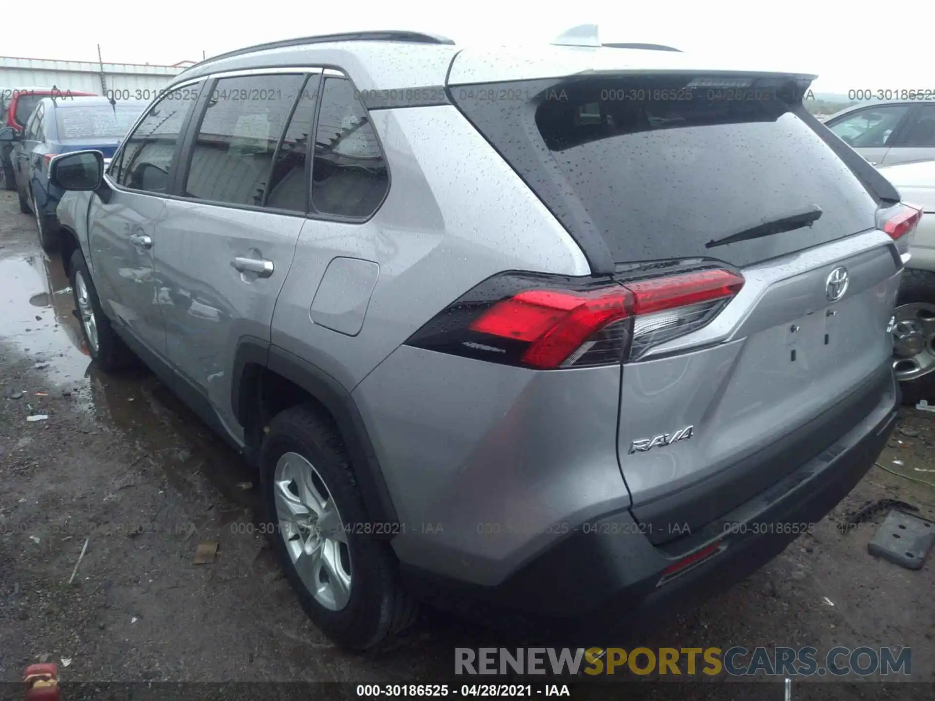 3 Photograph of a damaged car 2T3W1RFV2LW088256 TOYOTA RAV4 2020