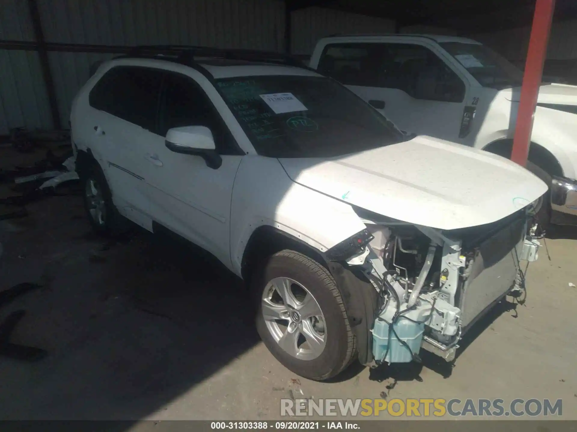 1 Photograph of a damaged car 2T3W1RFV2LW088564 TOYOTA RAV4 2020