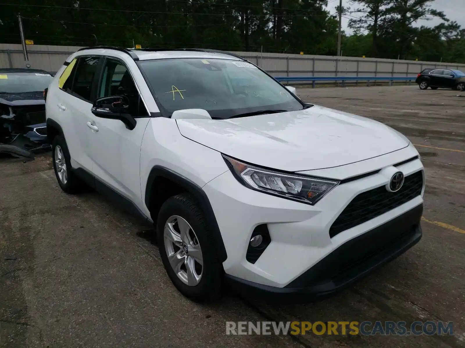 1 Photograph of a damaged car 2T3W1RFV3LC034966 TOYOTA RAV4 2020