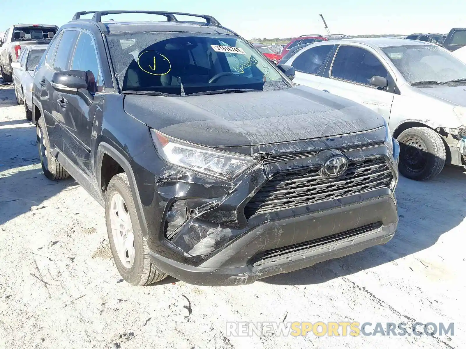 9 Photograph of a damaged car 2T3W1RFV3LC041058 TOYOTA RAV4 2020