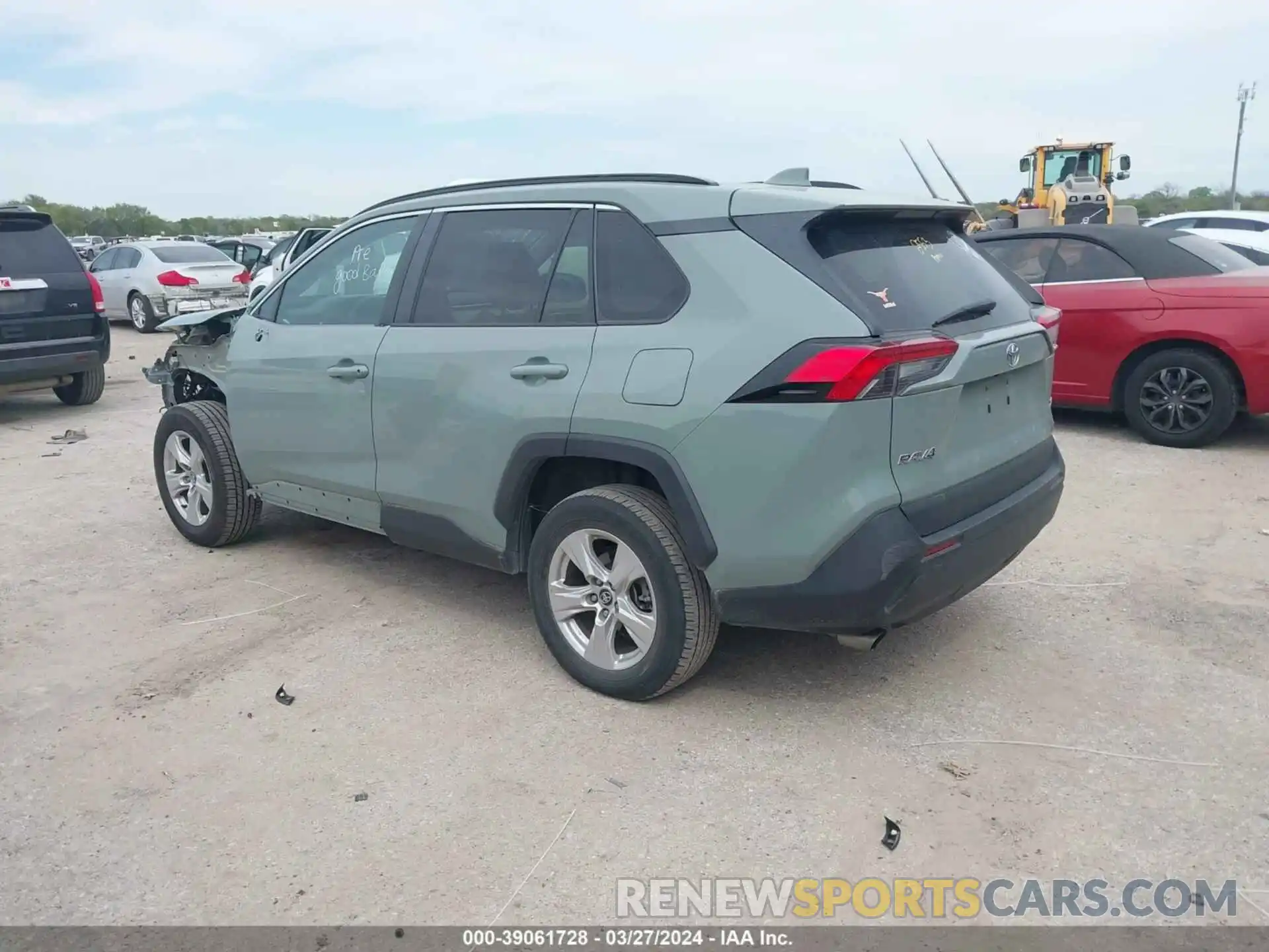 3 Photograph of a damaged car 2T3W1RFV3LC046034 TOYOTA RAV4 2020