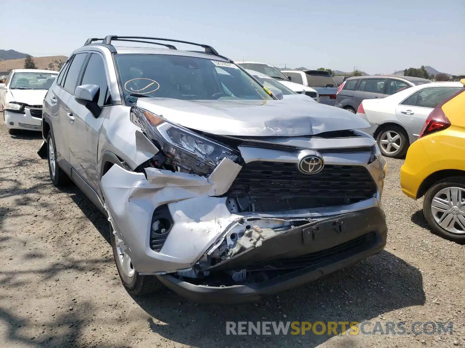 1 Photograph of a damaged car 2T3W1RFV3LC048348 TOYOTA RAV4 2020