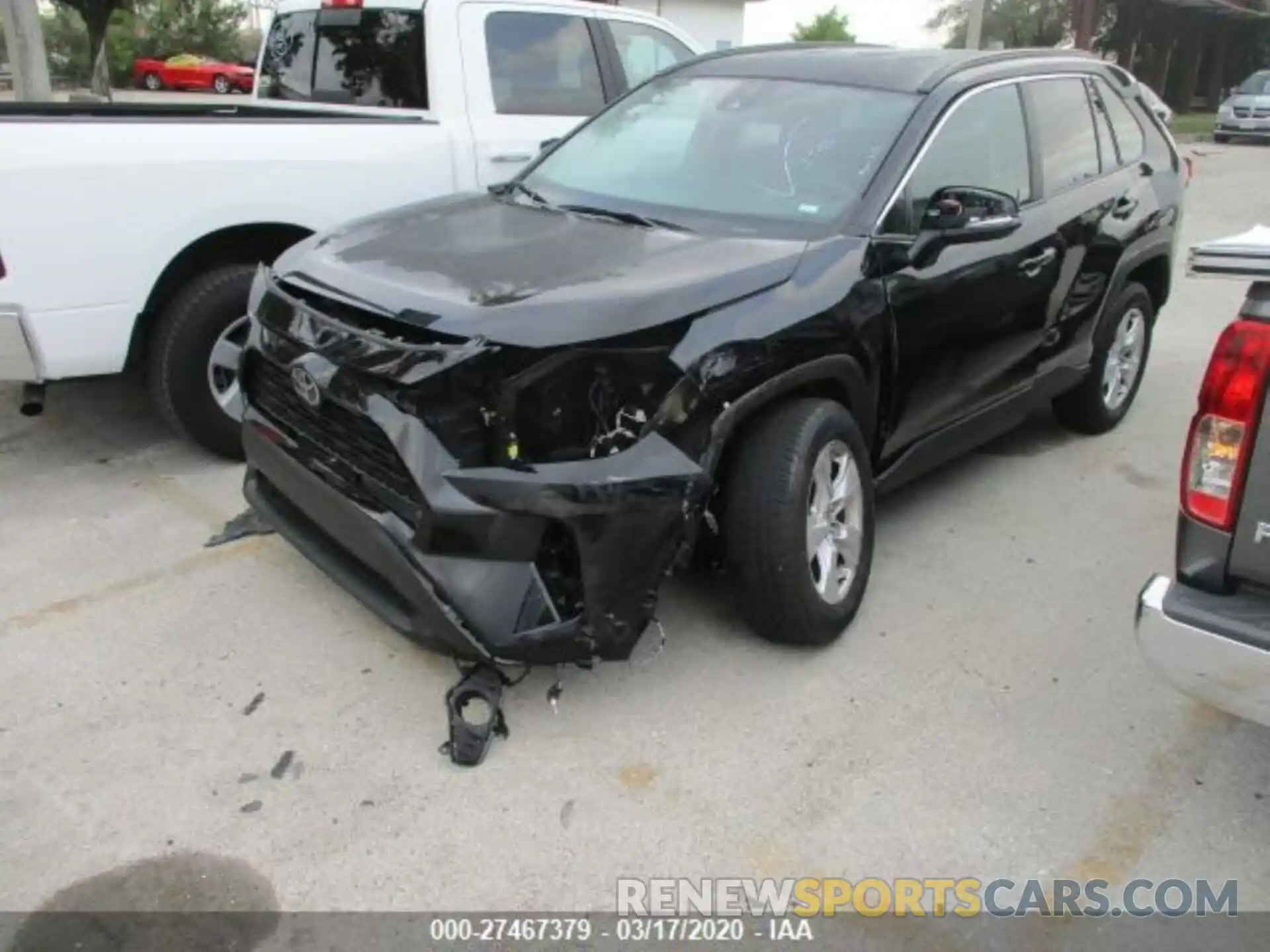 1 Photograph of a damaged car 2T3W1RFV3LC051170 TOYOTA RAV4 2020