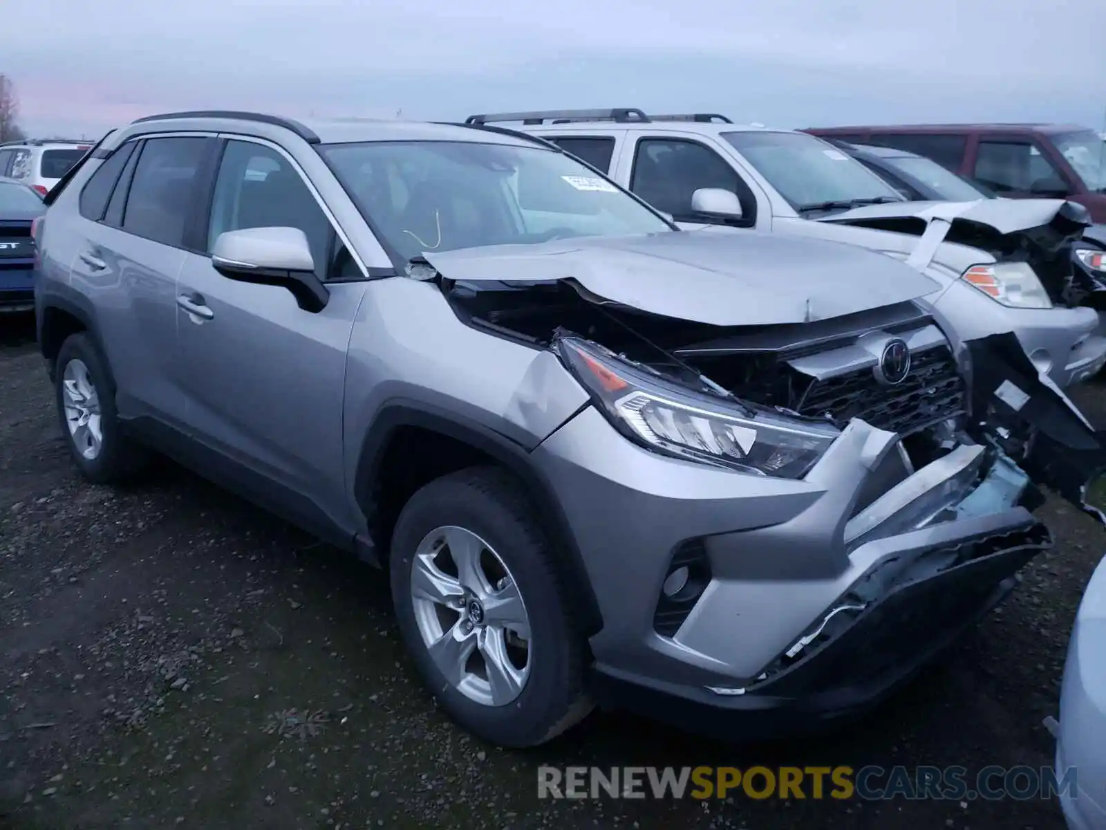 1 Photograph of a damaged car 2T3W1RFV3LC052884 TOYOTA RAV4 2020