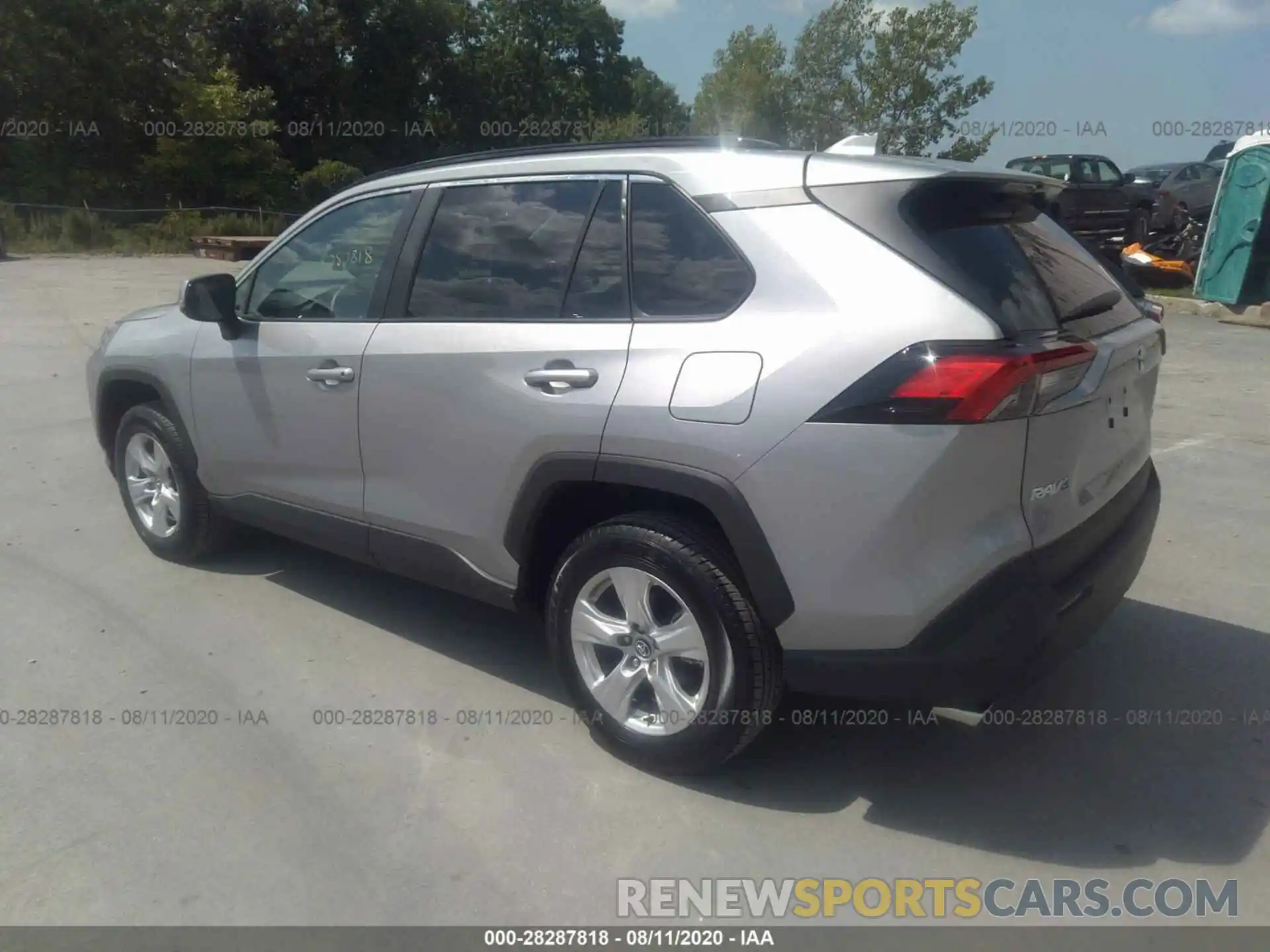 3 Photograph of a damaged car 2T3W1RFV3LC053114 TOYOTA RAV4 2020