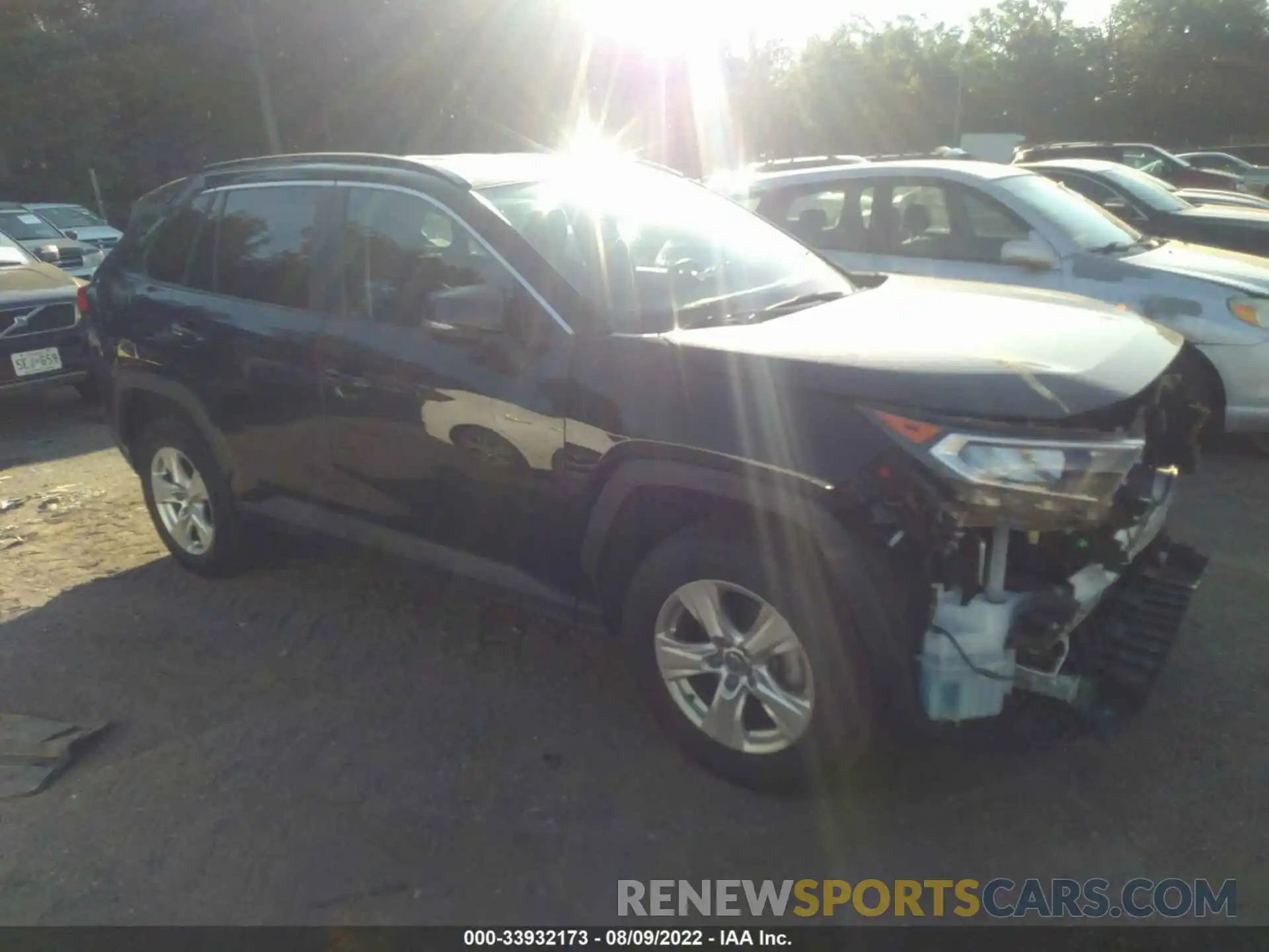 1 Photograph of a damaged car 2T3W1RFV3LC053453 TOYOTA RAV4 2020