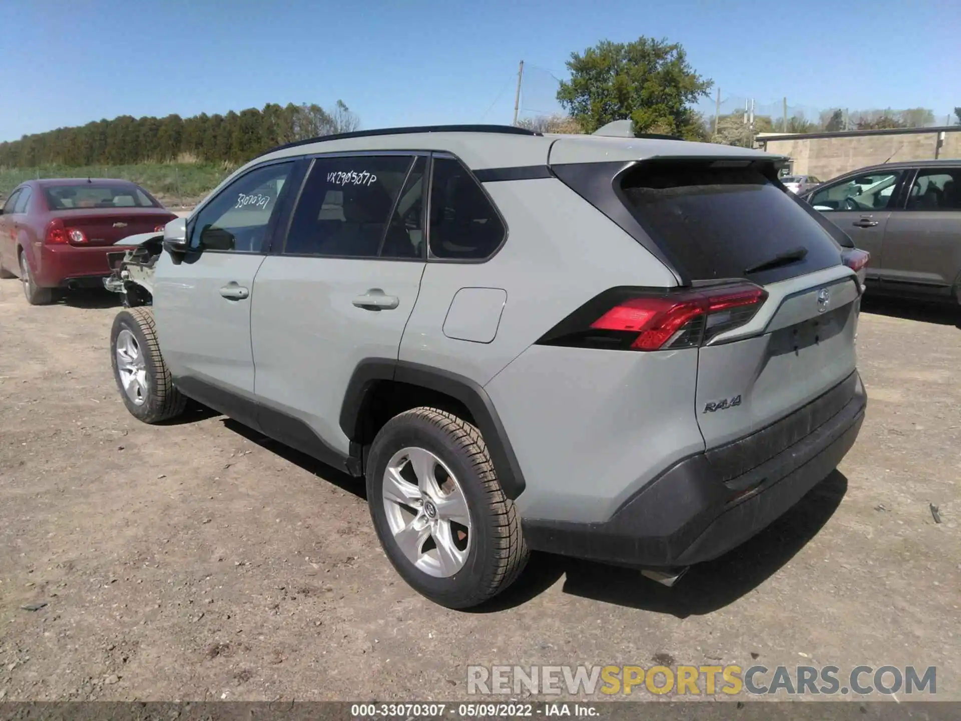 3 Photograph of a damaged car 2T3W1RFV3LC057972 TOYOTA RAV4 2020