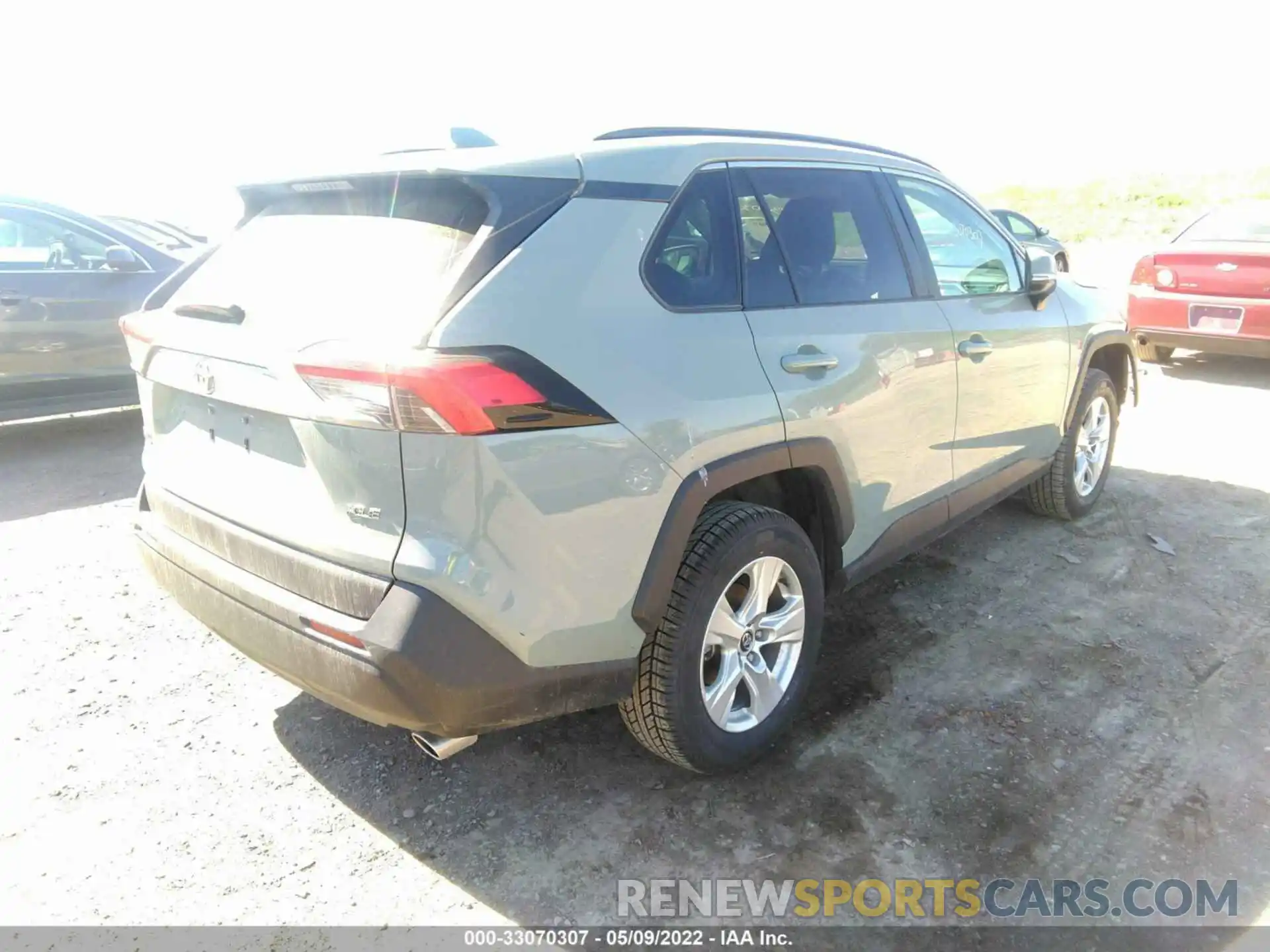 4 Photograph of a damaged car 2T3W1RFV3LC057972 TOYOTA RAV4 2020