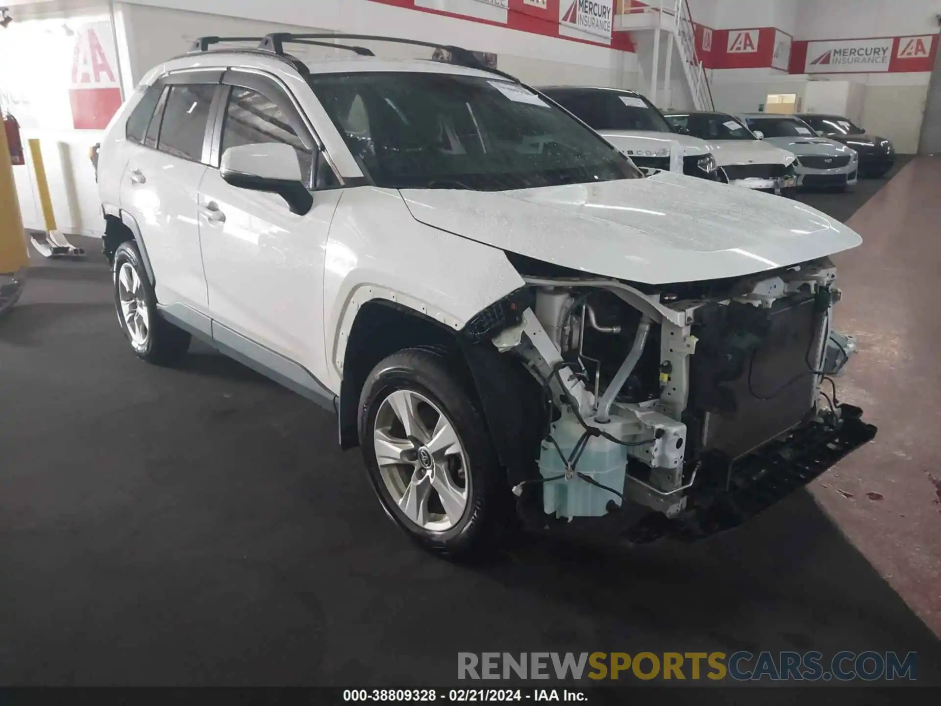 1 Photograph of a damaged car 2T3W1RFV3LC059818 TOYOTA RAV4 2020