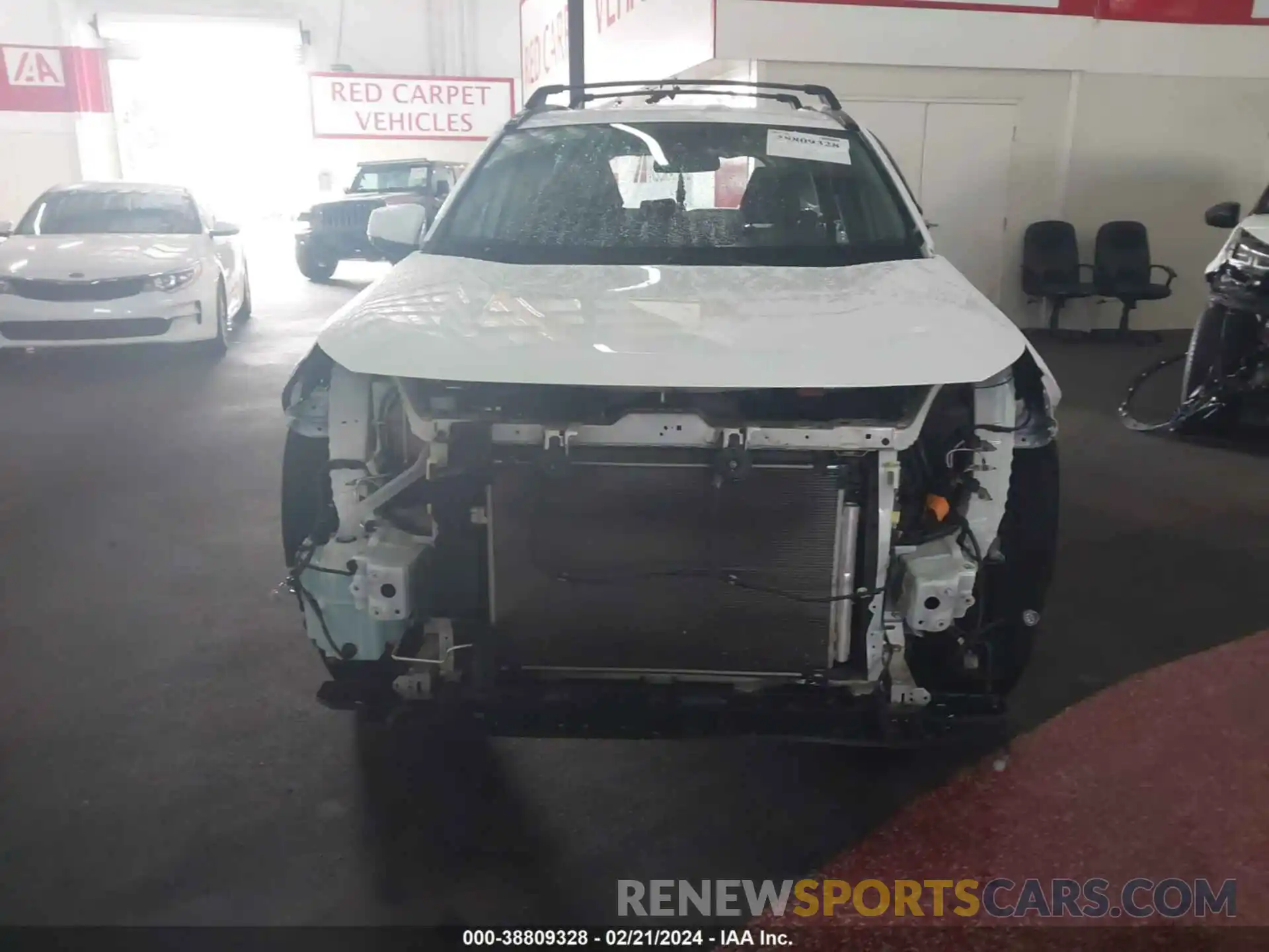 13 Фотография поврежденного автомобиля 2T3W1RFV3LC059818 TOYOTA RAV4 2020