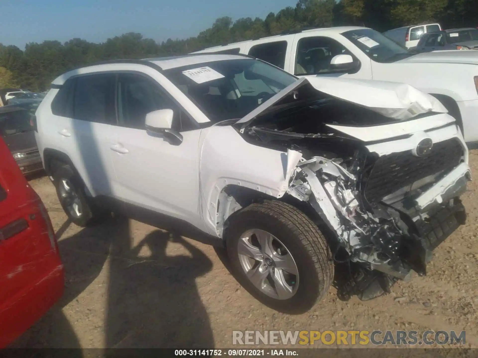 1 Photograph of a damaged car 2T3W1RFV3LC081978 TOYOTA RAV4 2020