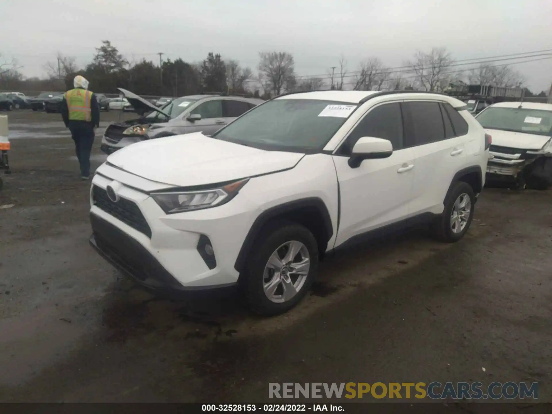 2 Фотография поврежденного автомобиля 2T3W1RFV3LW062250 TOYOTA RAV4 2020