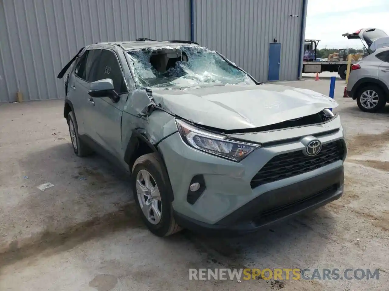 1 Photograph of a damaged car 2T3W1RFV3LW067674 TOYOTA RAV4 2020