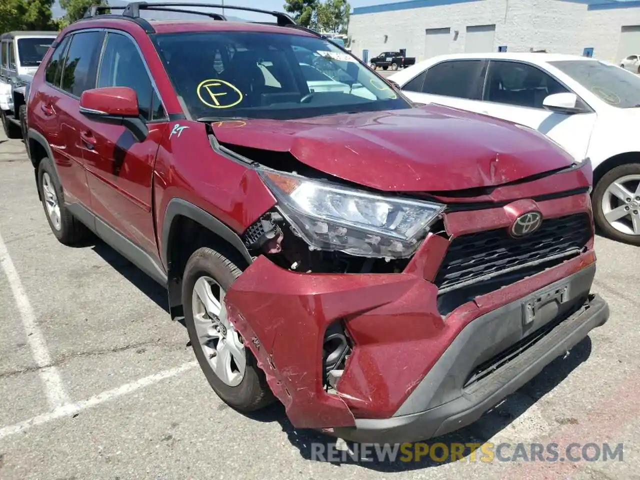 1 Photograph of a damaged car 2T3W1RFV3LW069599 TOYOTA RAV4 2020