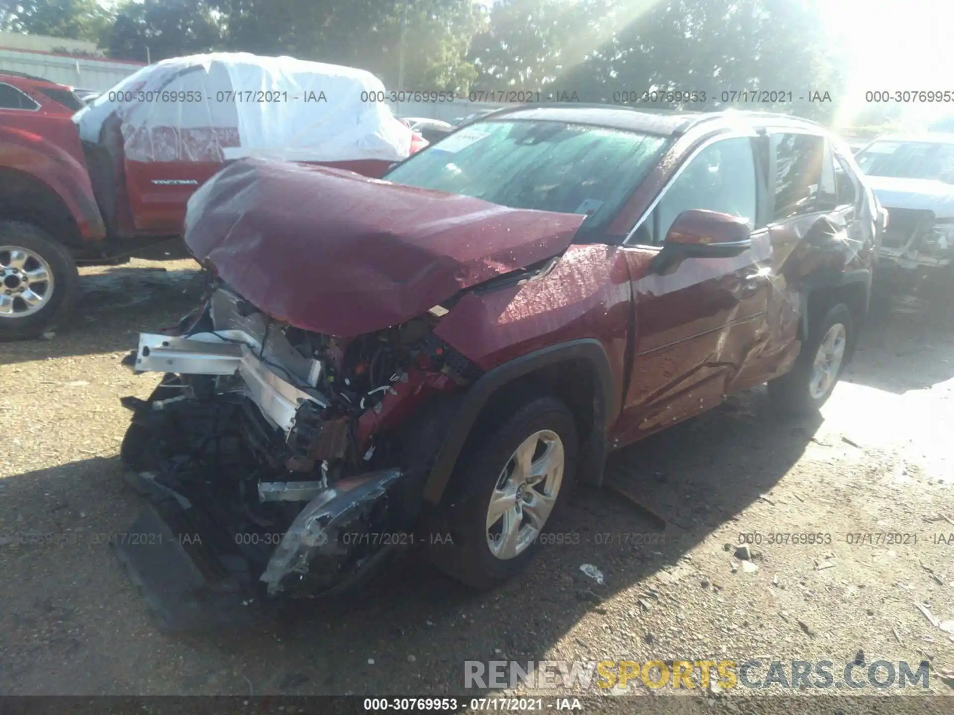 2 Photograph of a damaged car 2T3W1RFV3LW074513 TOYOTA RAV4 2020