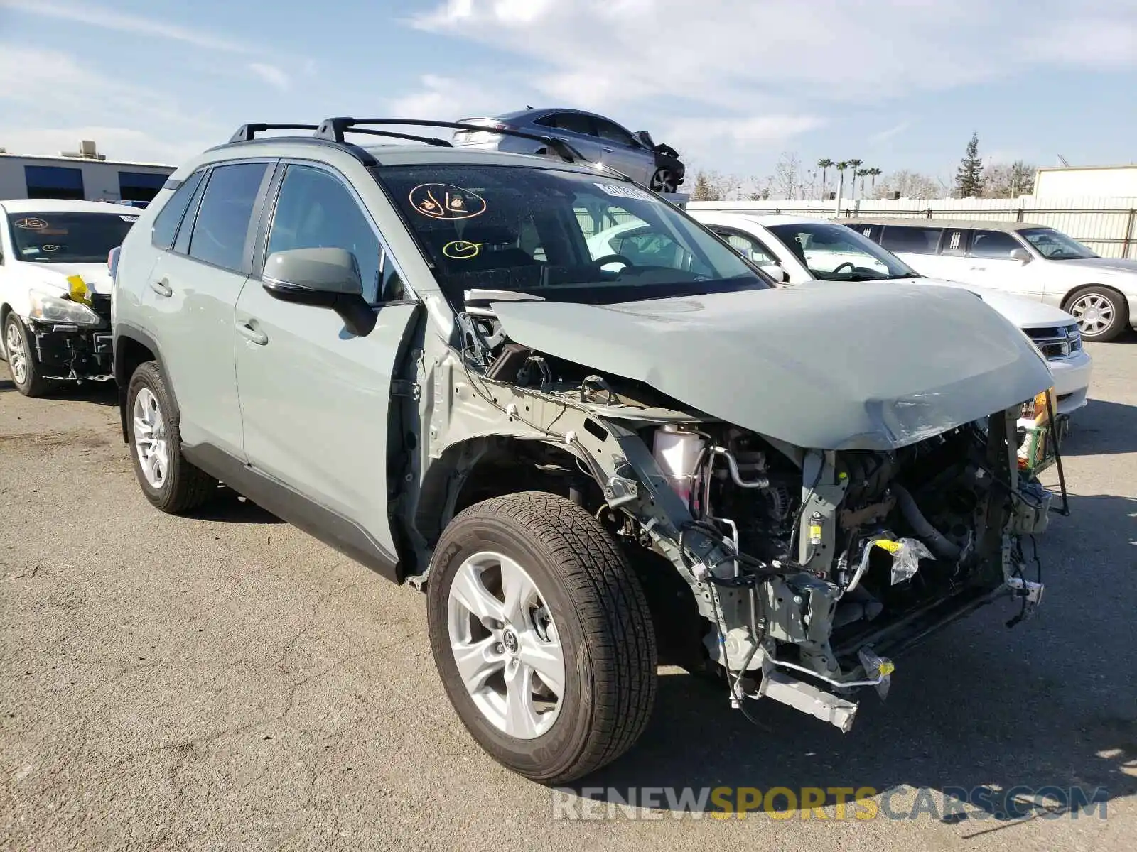 1 Photograph of a damaged car 2T3W1RFV3LW084409 TOYOTA RAV4 2020